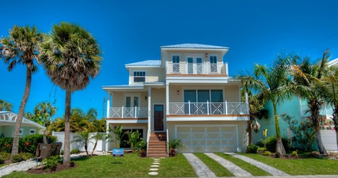 Front view of gorgeous Holmes Beach vacation home