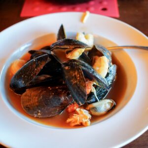 meal of mussels from anna maria island restaurant