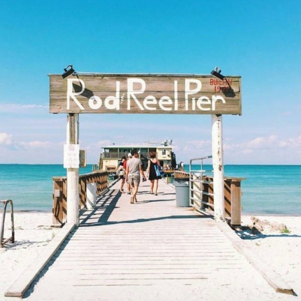 Rod and Reel Pier image of front