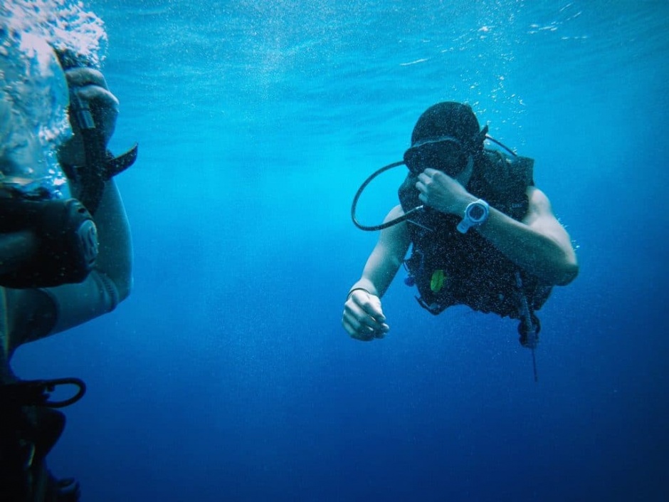 scuba diving ship wrecks ami