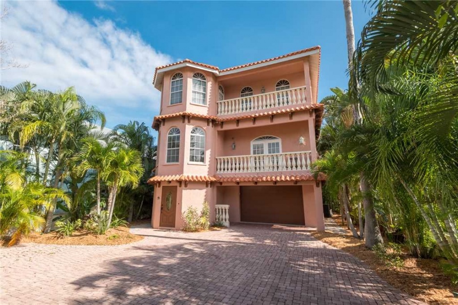 Paradise Found rental on Anna Maria Island